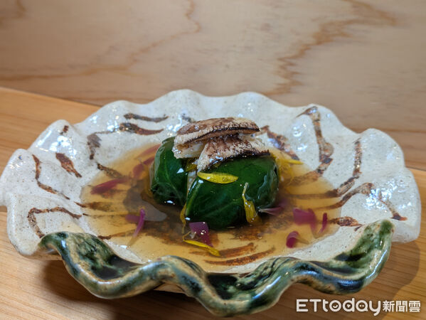 ▲壽司芳大閘蟹套餐。（圖／記者黃士原攝）