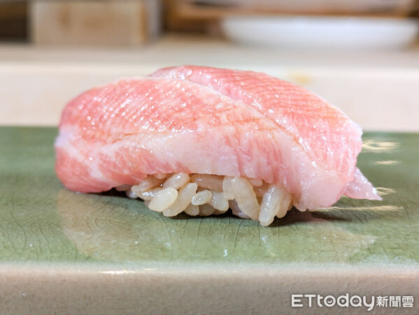 ▲壽司芳大閘蟹套餐。（圖／記者黃士原攝）