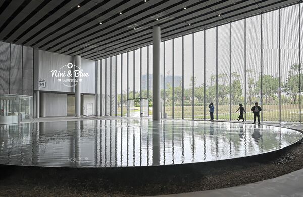 ▲▼「台中綠美圖」台灣首座結合美術館與市立圖書館的複合式文化場館。（圖／部落客NINI AND BLUE提供）