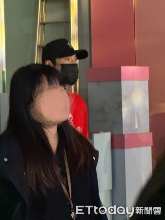 ▲▼唐振剛低調現身。（圖／記者孟育民攝）