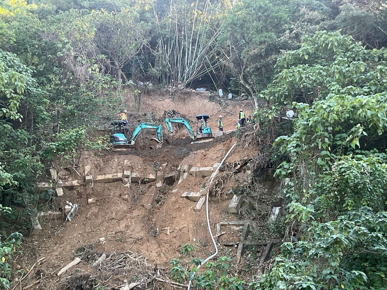 鳳凰颱風來襲！北市部分山區滑落　李四川：11月的颱風都不好惹