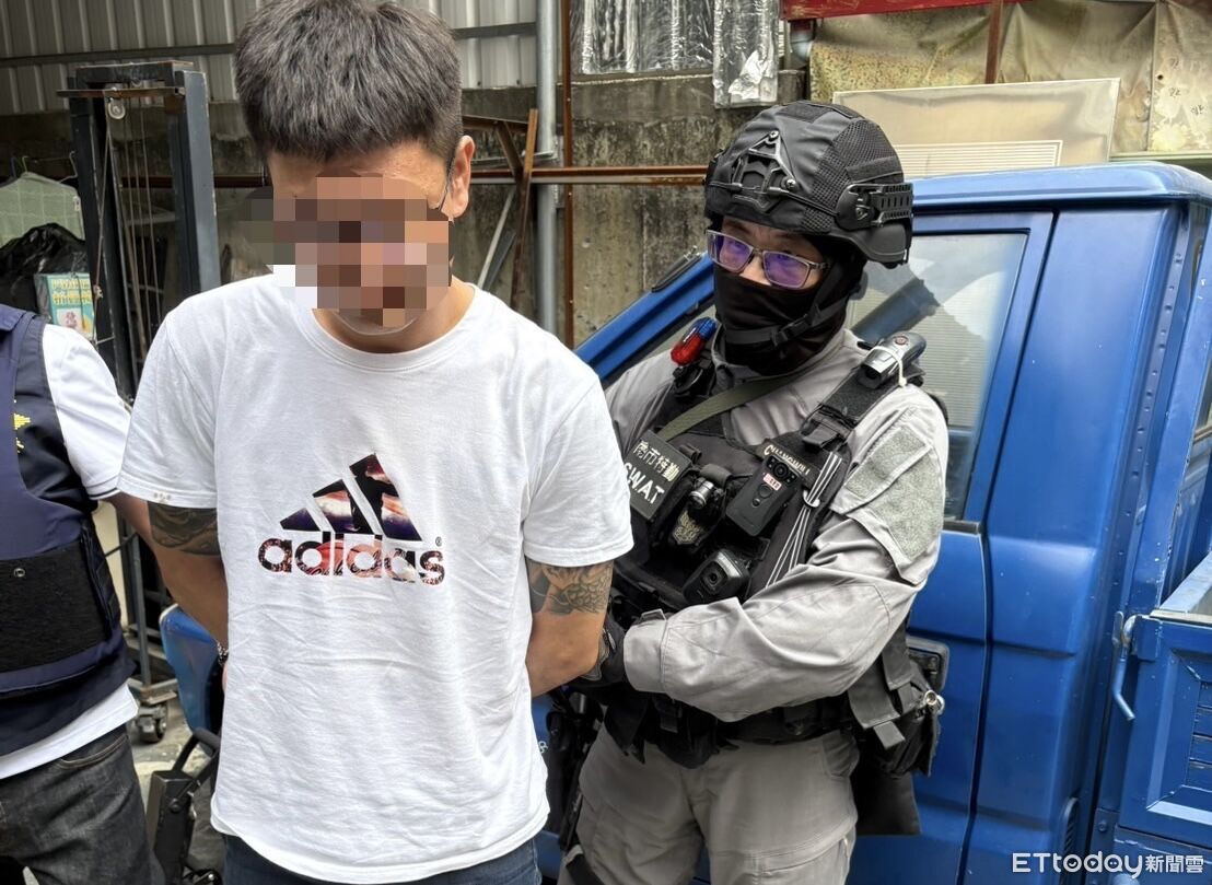 高雄男拒檢狂飆撞警車!挨轟6槍仍落跑 8hrs後台南落網