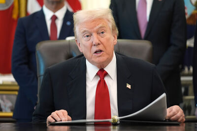 川普希望今天簽署法案　結束史上最長政府停擺