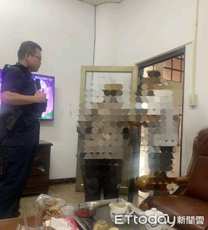 ▲東港警方幫助陳姓阿嬤平安返家。（圖／記者陳崑福翻攝）