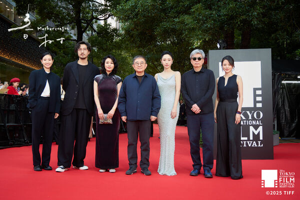 ▲▼白百何公開時間線打臉製片人「只有她被請回國」。（圖／翻攝自微博／電影春樹）