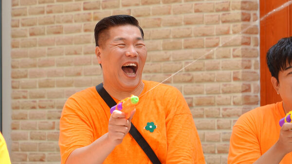 ▲▼徐章焄錄影錄一半消失！《RM》集體傻眼　金鐘國說話了：你要道歉。（圖／中天綜合台提供）