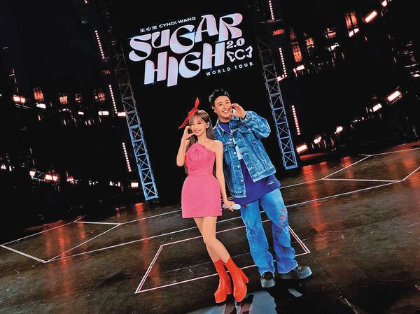 單身不落單／獨家！發吳克群好人卡　王心凌揪友聚餐填感情空白