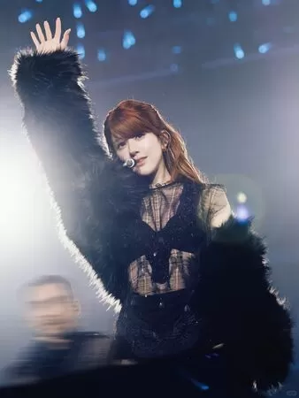 ▲▼趙露思新公司引發外界好奇。（圖／翻攝自微博、小紅書、抖音）