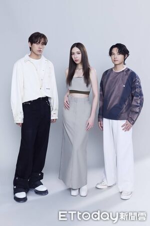 ▲▼2026高雄夢時代跨年「壓軸卡司」公布　告五人陪倒數、八三夭接棒 。（圖／記者賴文萱翻攝）