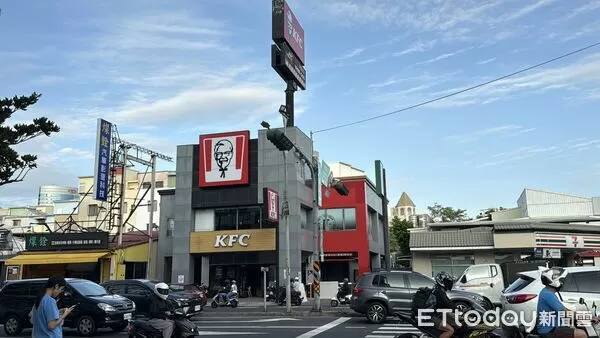▲▼  中西區,肯德基           。（圖／記者張雅雲攝）