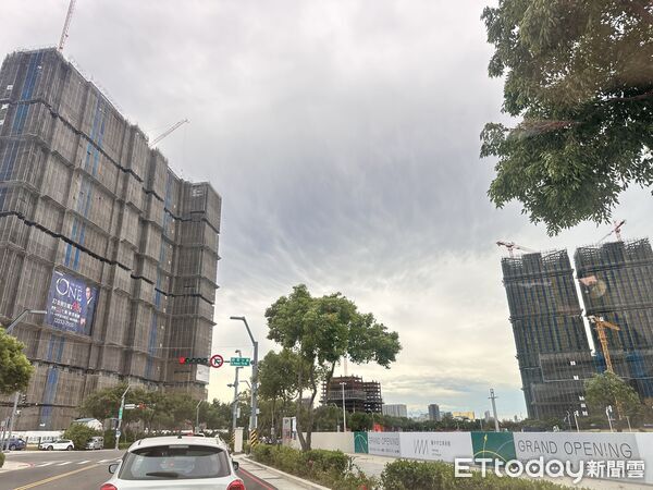 ▲▼ 水湳經貿園區,房市,國際會展中心            。（圖／記者陳筱惠攝）