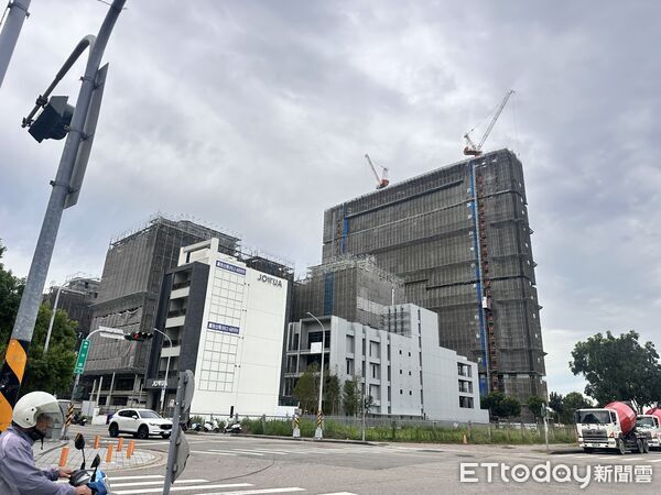 ▲▼ 水湳經貿園區,房市,國際會展中心            。（圖／記者陳筱惠攝）