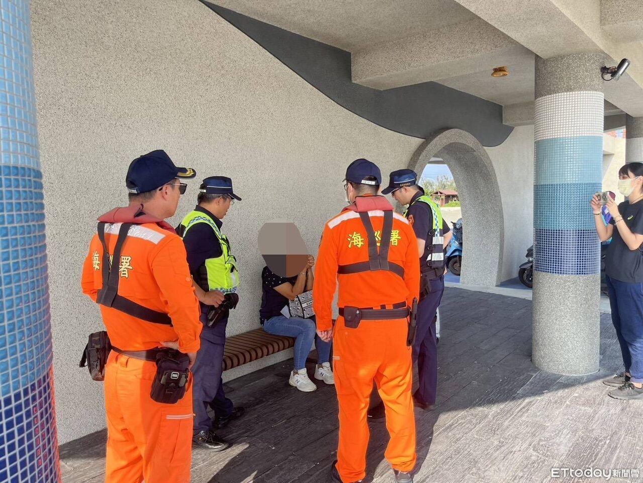 通緝犯想到娛樂漁業船舶出海　海巡出港查驗當場揪出