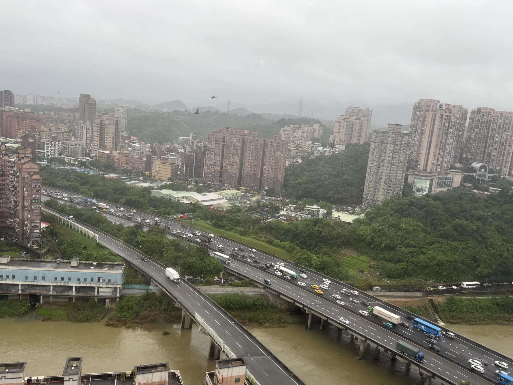 ▲▼汐止南下一高13km事故。（圖／翻攝臉書／汐止集團）