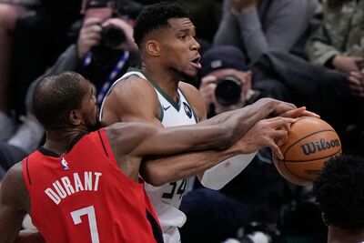 公鹿遭火箭逆轉!字母哥空砍37分 瑞佛斯:被自己的錯誤拖垮