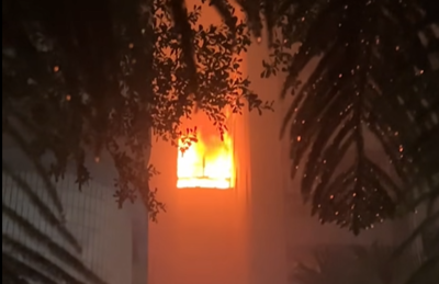 高雄15層高樓深夜突竄惡火 上百居民緊急疏散