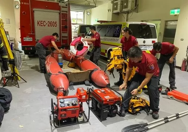 ▲「鳳凰」來襲，桃園消防局籲做好防颱措施