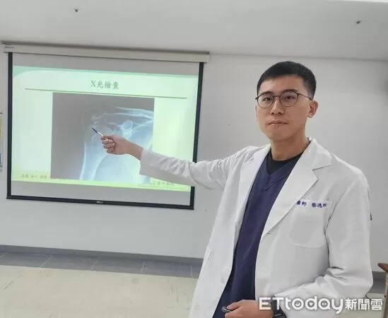 ▲連吃3天止痛壓不下！神級髮型師「右肩廢了」，痛到剪不了髮,蔡逸松。（圖／記者游瓊華攝）