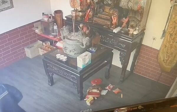 ▲▼             。（圖／截取自臉書社團后里Free社）