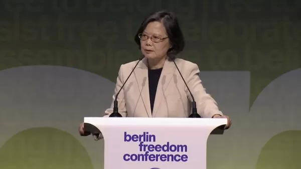 ▲▼前總統蔡英文10日出席第一屆「柏林自由週」（Berlin Freedom Conference）活動，並應邀於「柏林自由會議」（Berlin Freedom Conference），以「Threats facing democracies: Taiwan`s experience defending freedom」（民主國家面臨的威脅：台灣捍衛自由的經驗）為題發表演說。。（圖／Berlin Freedom Conference主辦單位直播）