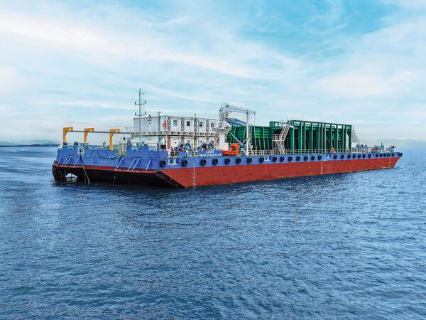 傳出皇昌在中油三接二期大賺百億元，豪砸數十億元買入用來施作落管拋石的「皇昌99號」等作業船。（翻攝皇昌營造官網）