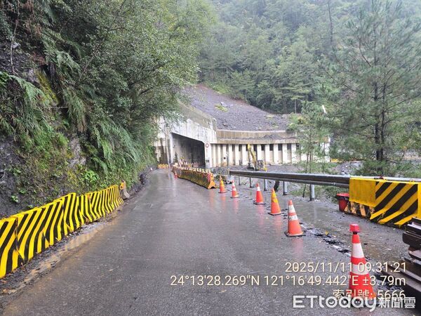 ▲▼             鳳凰颱風來襲，中橫公路台8線梨山-大禹嶺段預計今天晚間6時起實施預警性封閉。（圖／記者李陳信德翻攝，下同）