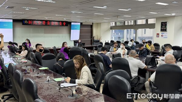 ▲▼            新北分署拍賣64公斤黃金，市價超過2.5億元。（圖／記者陳以昇攝，下同）