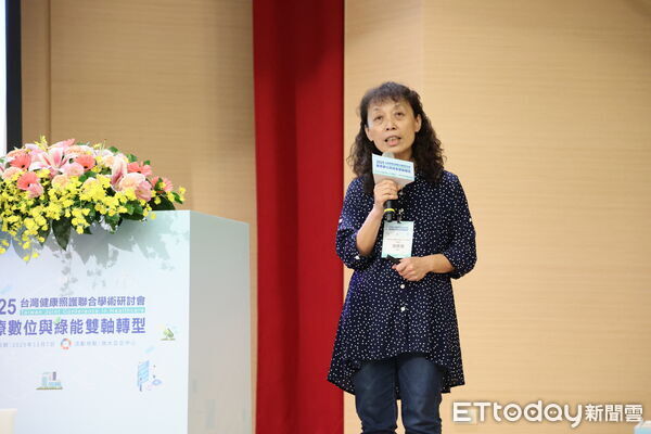 ▲▼花蓮慈院與慈大3篇產學合作論文，榮獲2項口頭發表金獎、1項研究創新獎等殊榮之外，另花蓮慈院還有4篇獲得卓越研究發表獎，與慈大產學合作共有2篇獲得卓越研究發表獎；同時，有8篇海報獲得錄取佳績。（圖／慈濟醫學中心提供，下同）