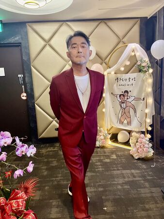 ▲江國賓驚喜現身粉絲婚禮。（圖／三立提供）