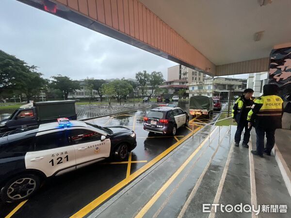 ▲▼宜蘭蘇澳山區土石流警戒，永春里及永樂里107居民緊急撤離。（圖／記者游芳男翻攝，下同）