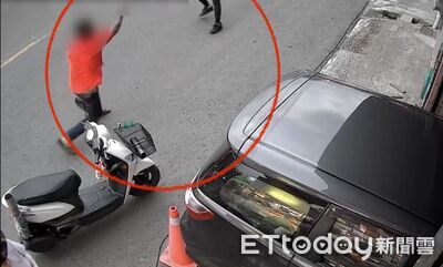 高雄偷車賊拒捕！持螺絲起子作勢攻擊　遭警壓制送辦