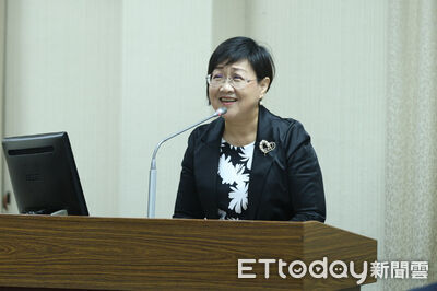 白營控5年出國47次撒2383萬 徐佳青回嗆:歡迎溫習去年徐巧芯質詢