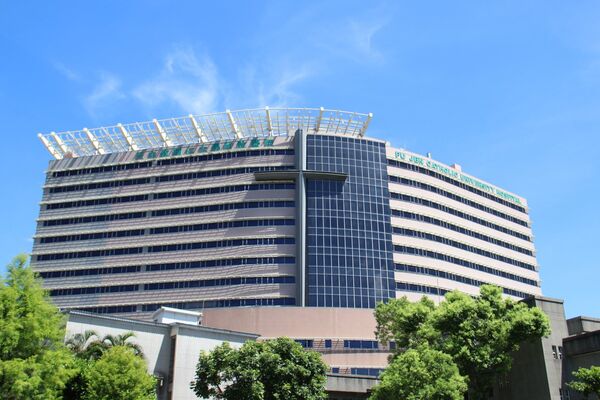 ▲▼輔大醫院外觀。（圖／輔大醫院提供）