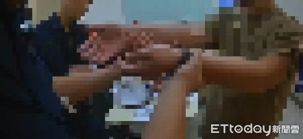 ▲▼兇刀+壓制上銬畫面另出+副院長             。（圖／記者陳以昇翻攝）