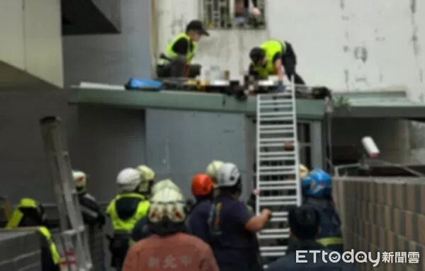 ▲板橋13歲少女墜樓，送醫救治。（圖／記者陳以昇翻攝，下同）