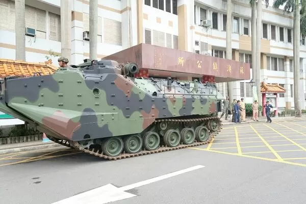 ▲軍方將出動aav7 軍車、橡皮艇前往救災。（示意圖／蘇澳鎮公所提供）