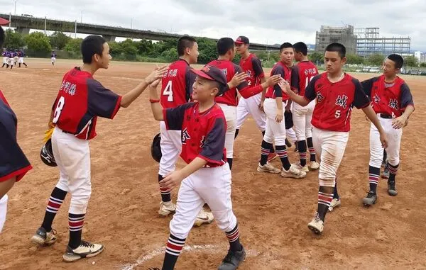 ▲金門金城陳柏愷投4.1局失4分(3分自責)。（圖／學生棒聯提供）