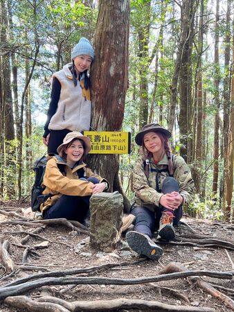 ▲林柏妤客串《好運來》，與閨蜜賴芊合相見歡。（圖／民視提供）