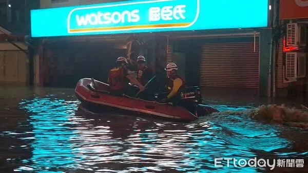 ▲暴雨灌宜蘭，蘇澳災情慘重。（圖／蘇澳鎮公所提供）