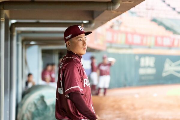 ▲樂天桃猿選手深夜宣布「野球人生終了！」。（圖／翻攝自Facebook／Instagram）