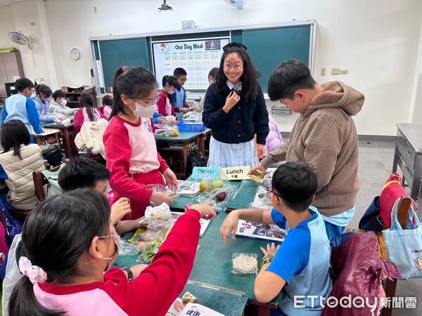 ▲新南國小雙語教師社群結合AI應用發展教學，成果亮眼。（記者林東良翻攝，下同）