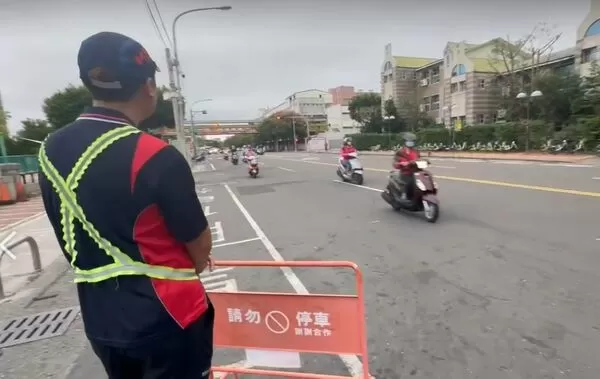 ▲彰化颱風假，民眾不知清潔隊同步停止清運，全撲空。（圖／民眾提供）