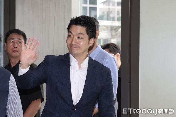 ▲▼ 蔣萬安出席114年度臺北市環保志義工環保獎章暨績優環保義工隊頒獎典禮   。（圖／記者徐文彬攝）