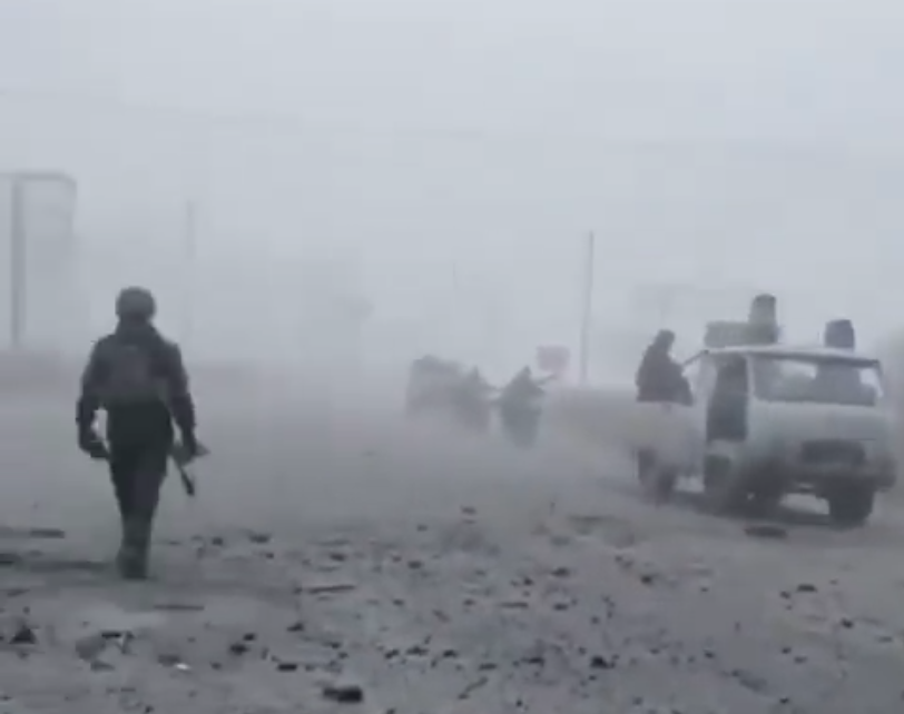 15萬俄軍集結！企圖攻占波克羅夫斯克　趁濃霧挺進畫面曝光