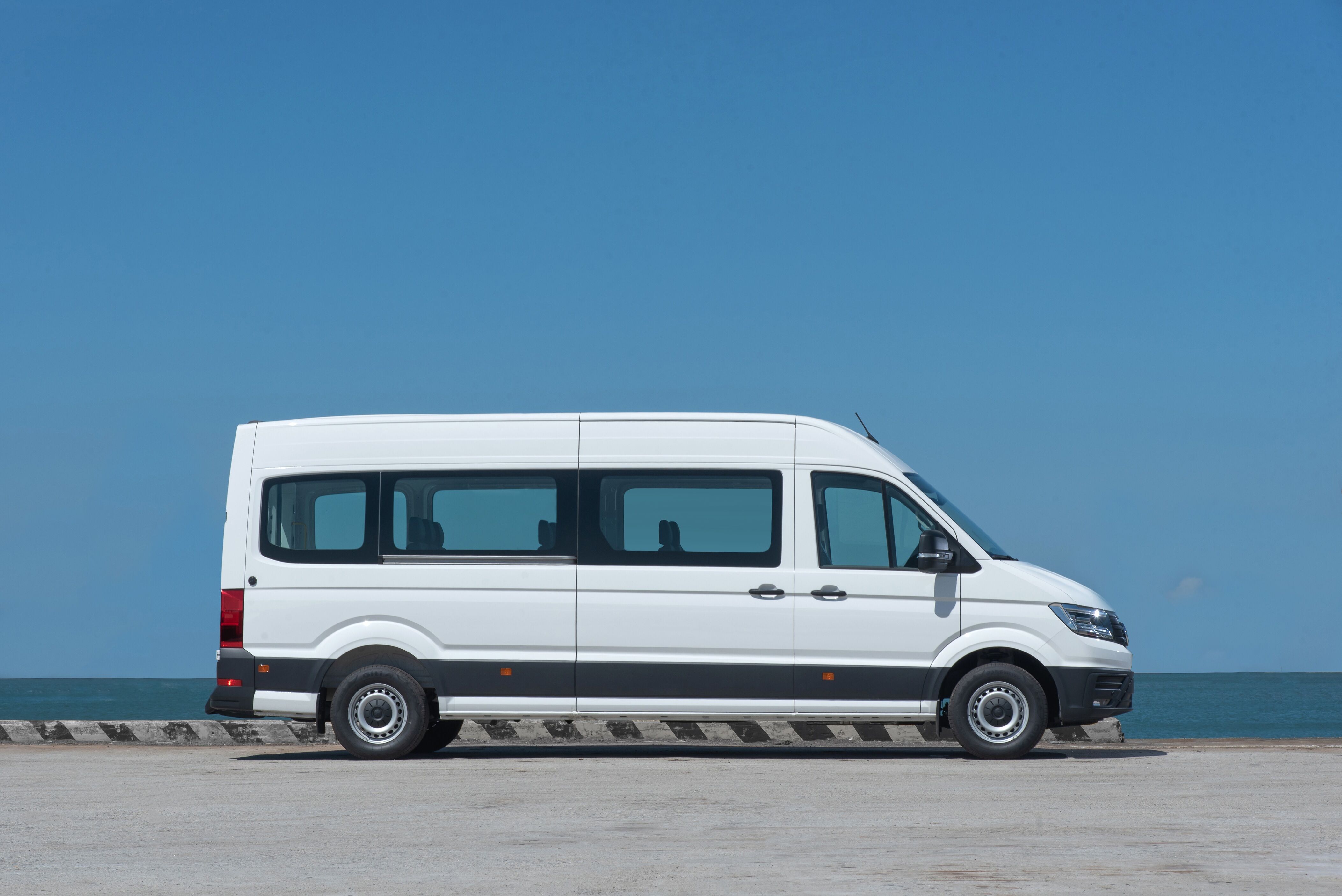 ▲福斯商旅大型9人座Crafter上市。（圖／翻攝自福斯）