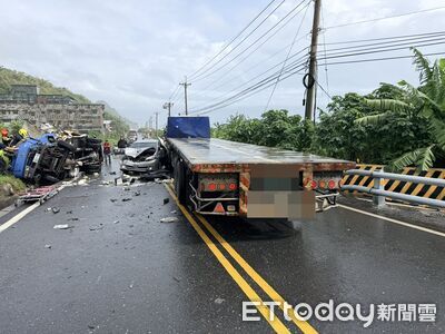 快訊/台11線花蓮豐濱段3車相撞 貨車駕駛卡車內無呼吸心跳