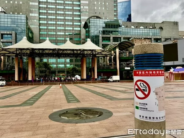 新北市政府耶誕城將在11/14開始。（圖／新北市衛生局提供）