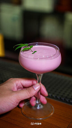 ▲▼冰茶專賣店。（圖／部落客胖貓咪的奇幻旅程授權提供）