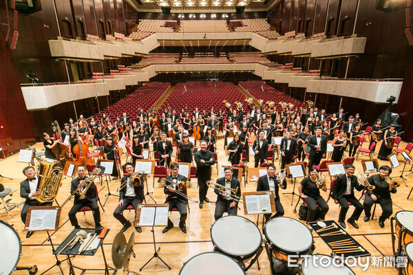 ▲▼上午場由瑪大藝術恆舞集開場後由一好‧屴夯將率先登場。(圖太管處提供，下同)