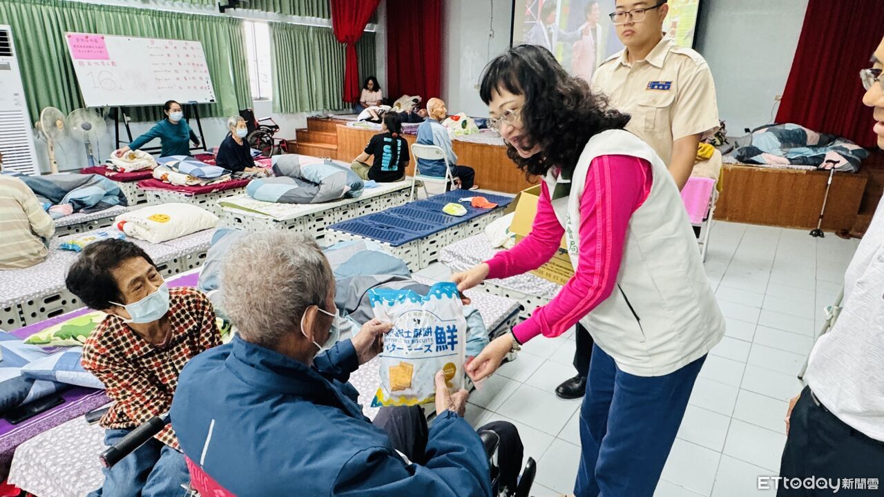 鳳凰颱風襲台　南市社會局啟動收容關懷行動展現防災決心